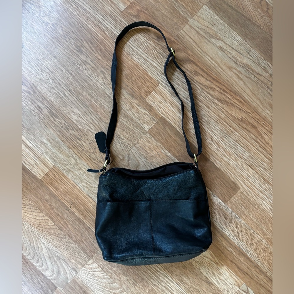 Great American Learherworks Genuine Leather Black Crossbody or Shoulder Bag - Picture 4 of 10